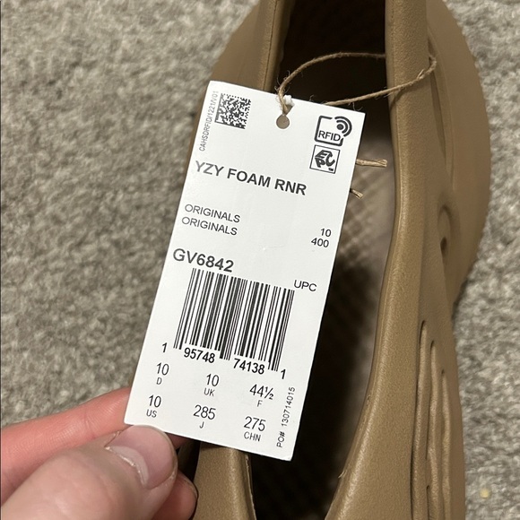 Brand New Yeezy Foam Runners With Tags - Picture 4 of 5
